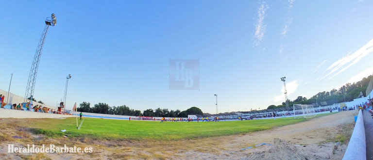 Campo Municipal de Fútbol del Barbate CF. Foto: Luis Rossi